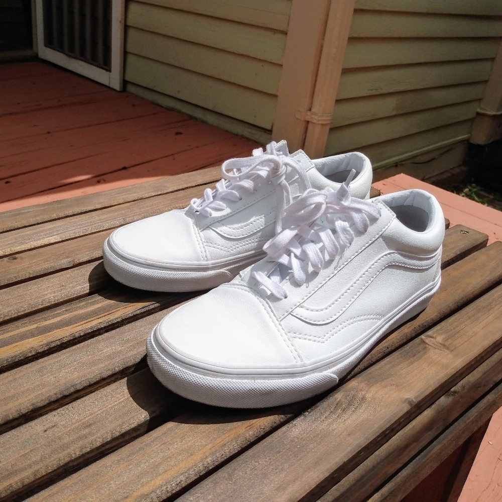 Vans faux leather white Classic Tumble Old Skool